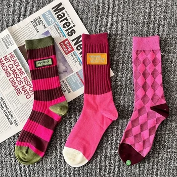 3 чифта висококачествени дамски чорапи Двойна игла райета диамант ретро тенденция розово зелено лилаво пачуърк средни памучни чорапи - Изображение 1  