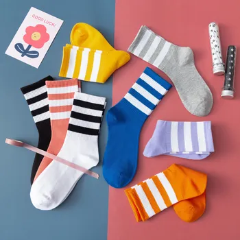 Памучни раирани чорапи Жени Плътен цвят Harajuku ретро Kawaii екипаж чорапи бял черен училище момичета сладък хлабав чорап Calcetines Sox - Изображение 1  