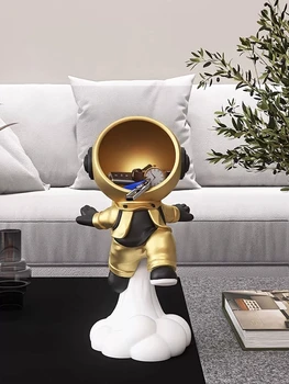 фигурка Домашен декор Малък астронавт статуя ключ съхранение багажник десктоп декор козметика съхранение багажник хол настолна декор подарък - Изображение 1  